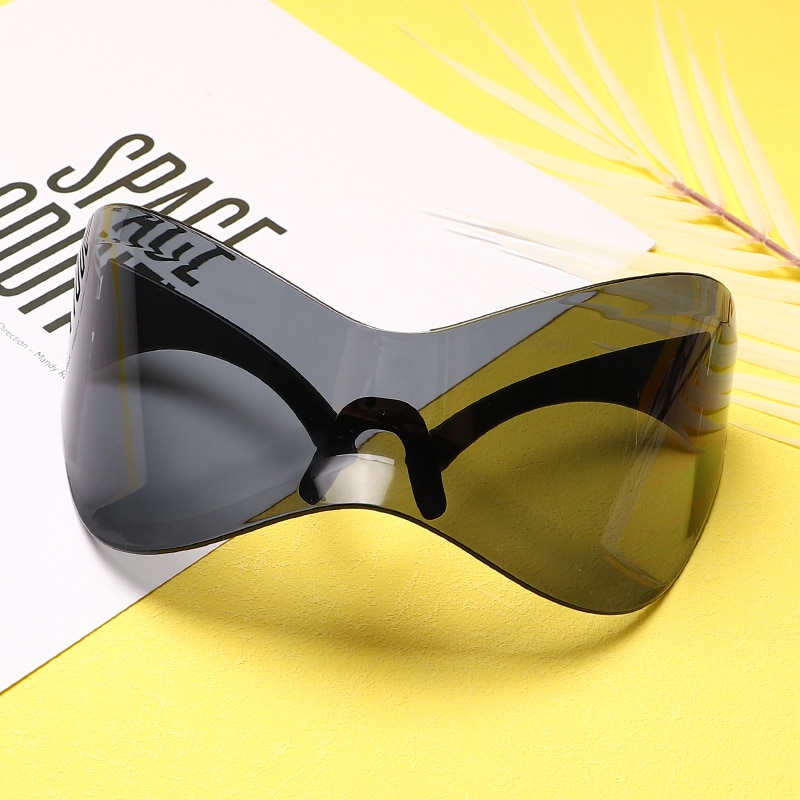 Oversized Weird Sunglasses New Designer window car glasses Goggle UV400 Protection Black Shades Eyewear Oculos