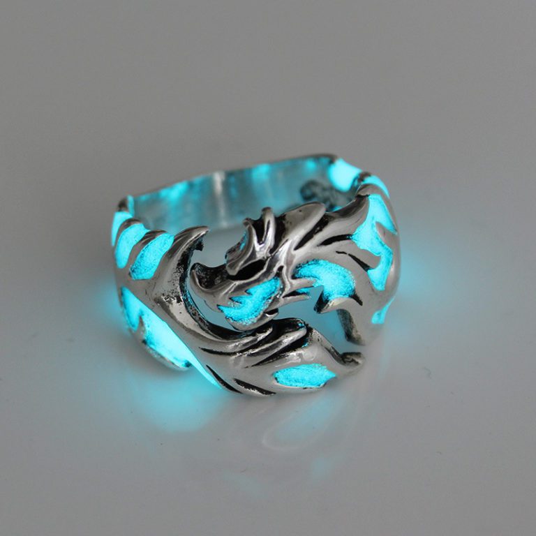 Rings glows at night dragon design For Women and Men