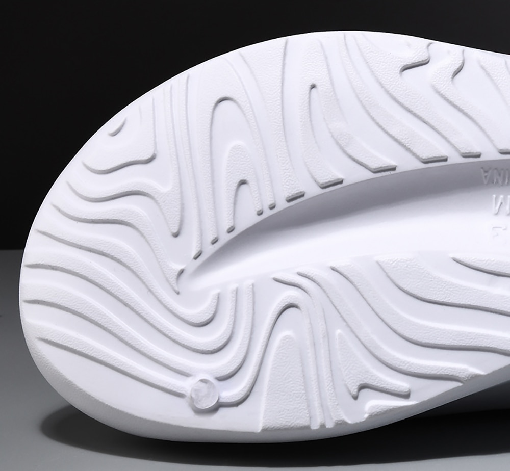 Sneaker Slippers For Women Men Thick Bottom Platform Slides Soft EVA Hollow Unisex Sports Sandals Casual Beach Shoes