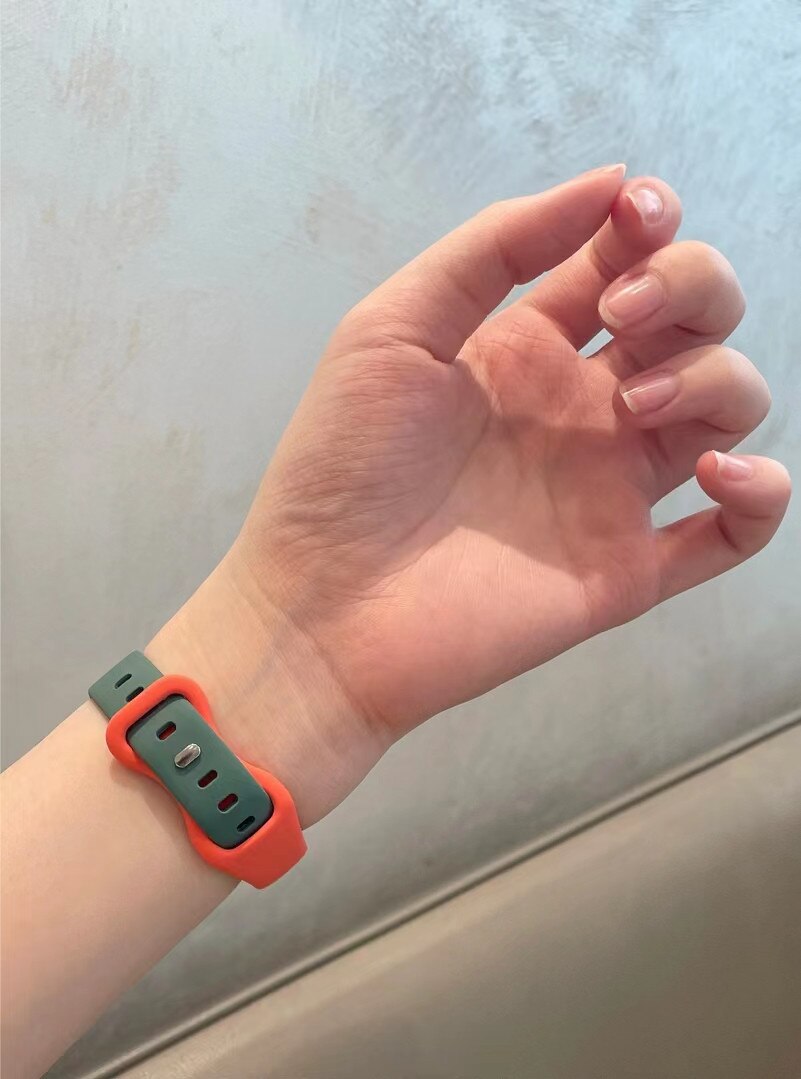 Strap for Apple Watch Band 49Ultra 8SE 41/45mm Rubber Loop for Iwatch 38/42 40/44mm Popular Slim Silicone