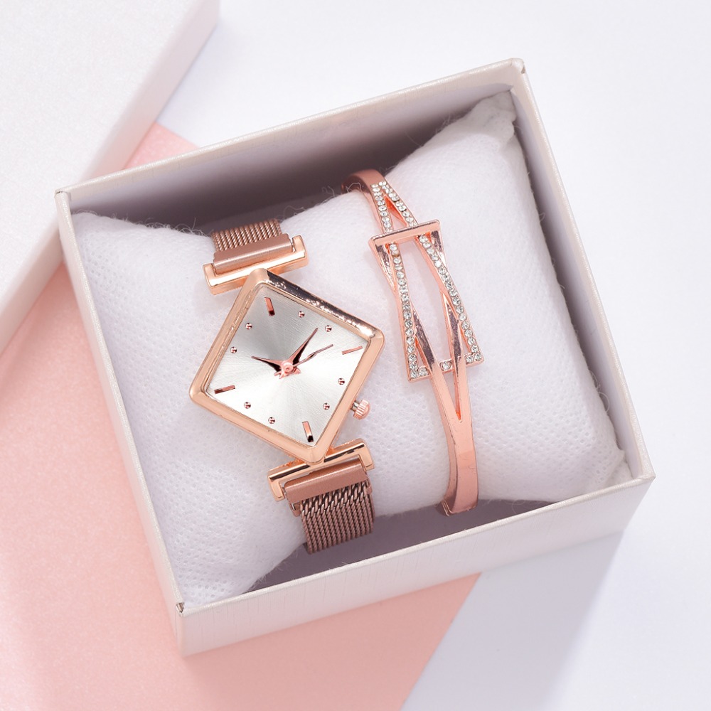 Square Watch Luxury Ladies Quartz Magnet Buckle Gradient Color Watches Relogio Feminino For Gift Clock