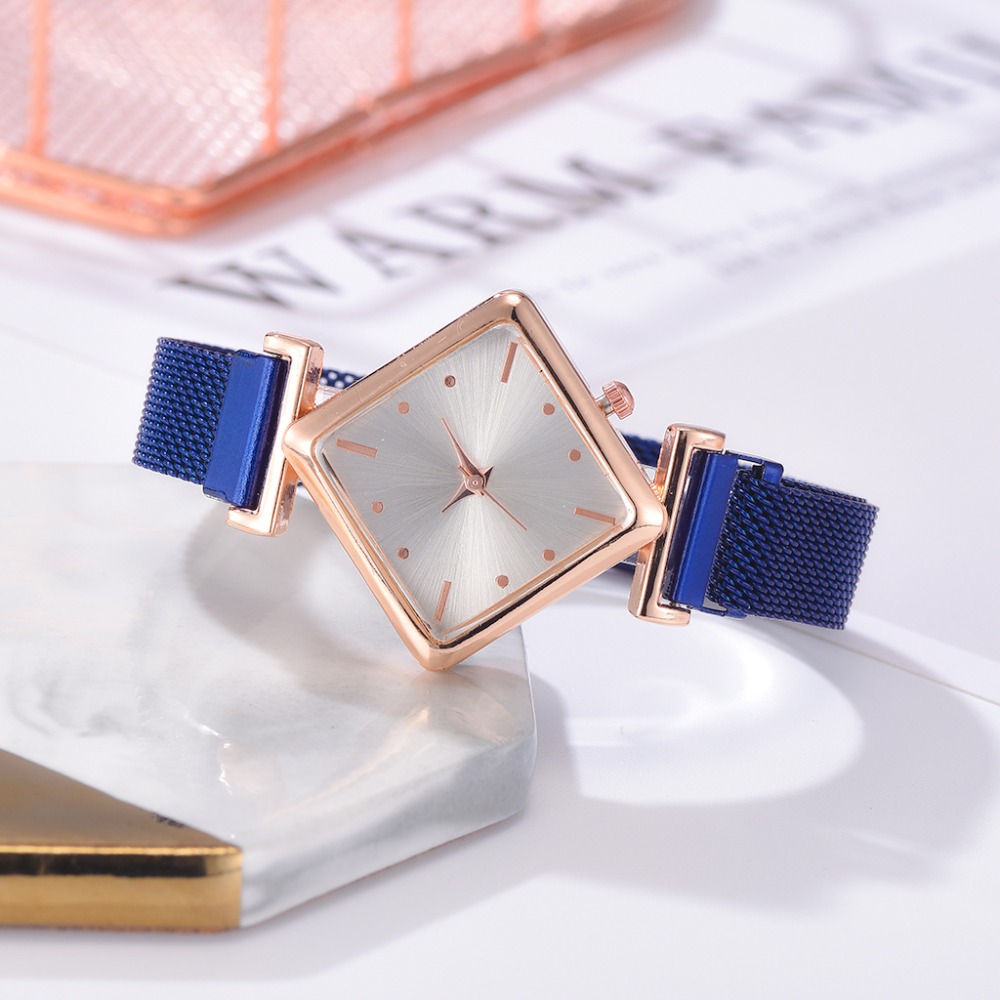 Square Watch Luxury Ladies Quartz Magnet Buckle Gradient Color Watches Relogio Feminino For Gift Clock