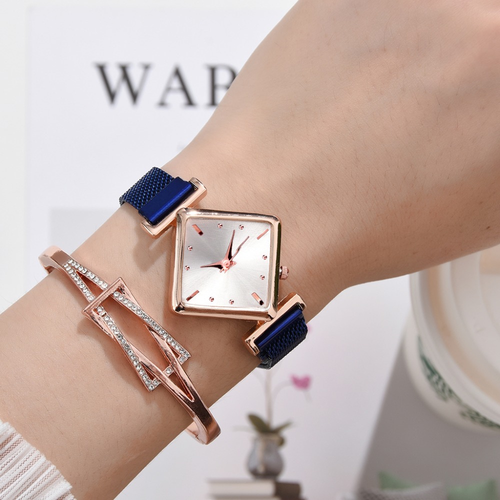 Square Watch Luxury Ladies Quartz Magnet Buckle Gradient Color Watches Relogio Feminino For Gift Clock