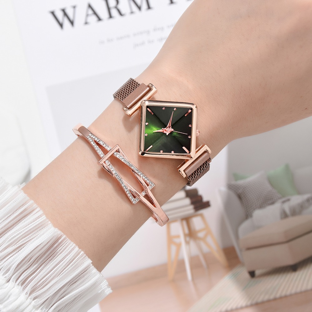 Square Watch Luxury Ladies Quartz Magnet Buckle Gradient Color Watches Relogio Feminino For Gift Clock