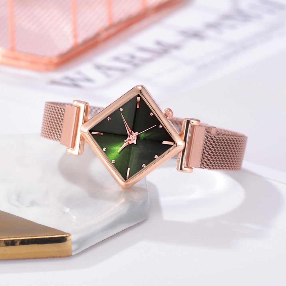 Square Watch Luxury Ladies Quartz Magnet Buckle Gradient Color Watches Relogio Feminino For Gift Clock