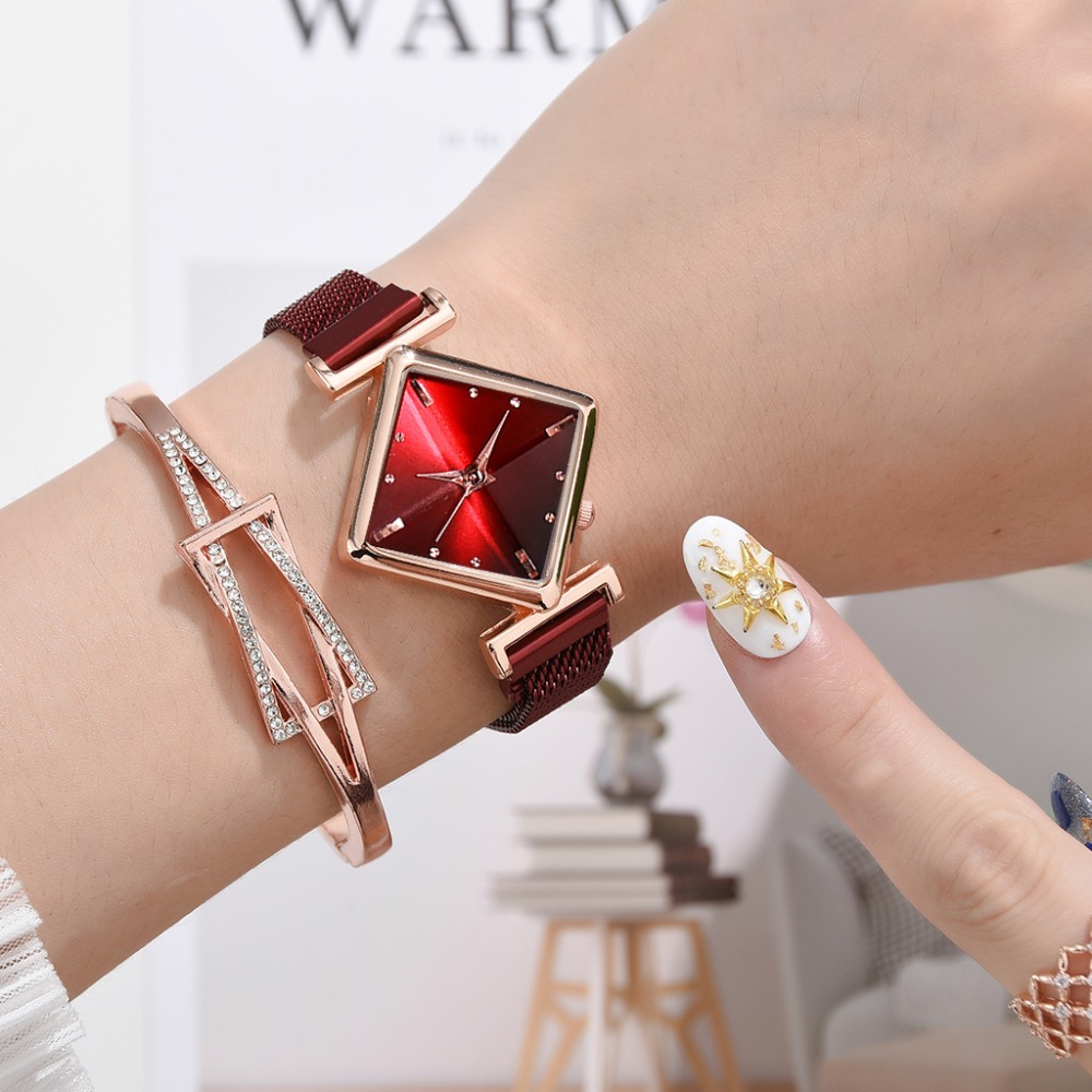 Square Watch Luxury Ladies Quartz Magnet Buckle Gradient Color Watches Relogio Feminino For Gift Clock